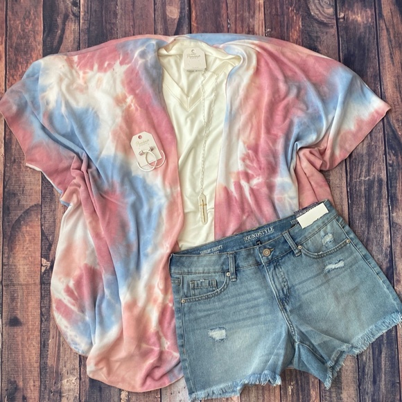 Chris & Carol Tie Dye Short Sleeve Kimono - Picture 1 of 2